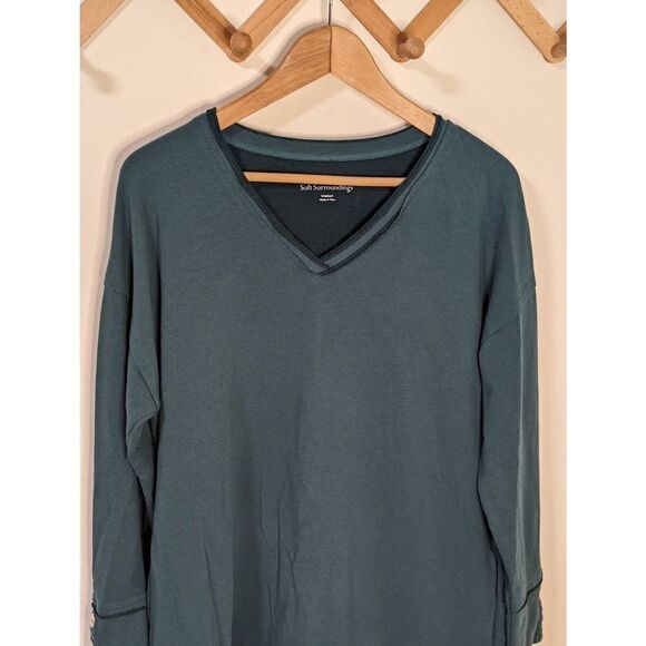 Soft Surroundings Dark Teal V-Neck Hi-Lo Long Sleeve Pullover Sweater - Size M - Picture 2 of 8